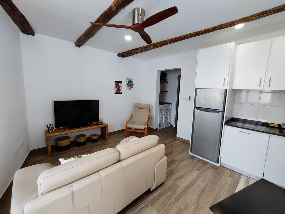 Casa D'Avo Guesthouse And Apartment Urzelina Экстерьер фото