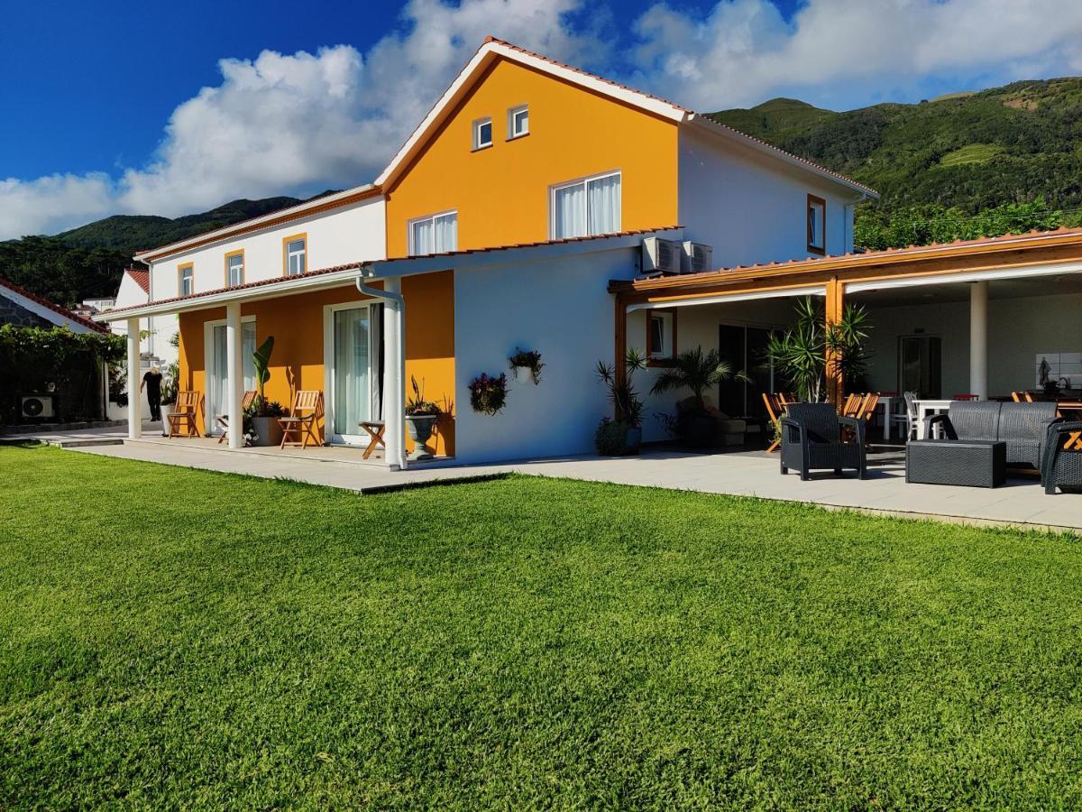 Casa D'Avo Guesthouse And Apartment Urzelina Экстерьер фото